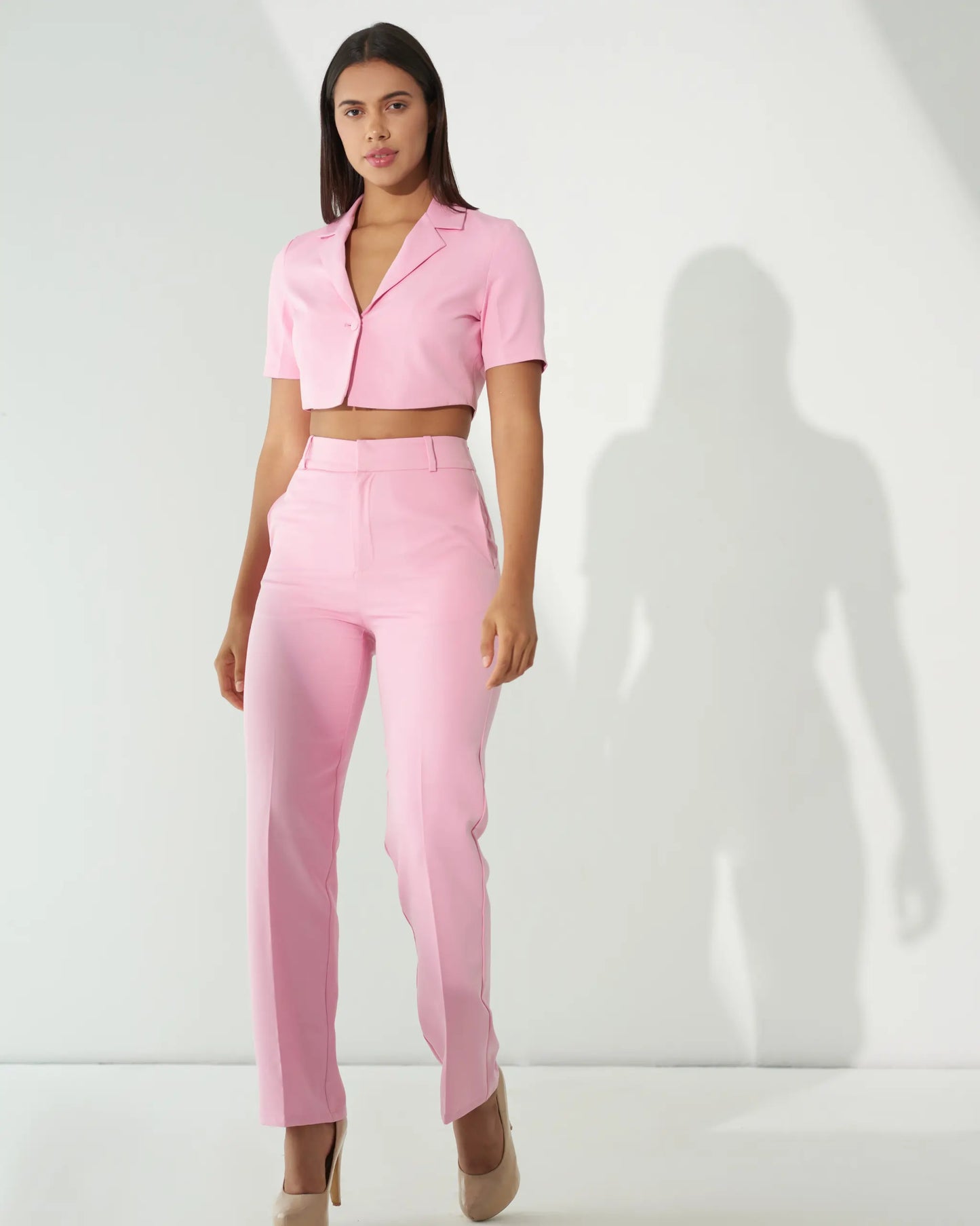 EMPOWERED - Baby pink short blazer with straight pants (Set)