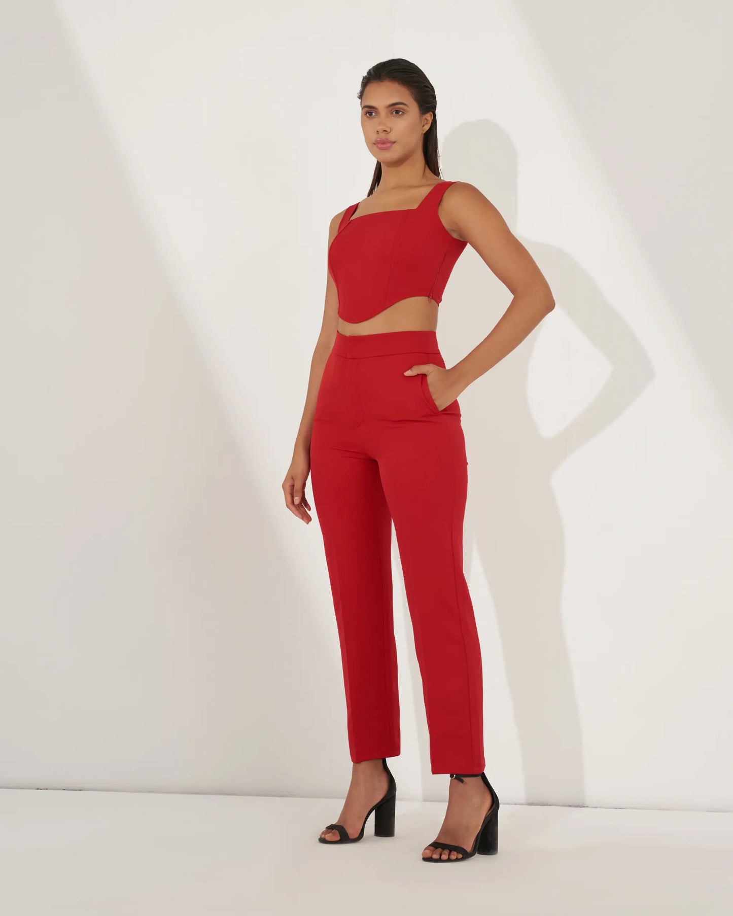 RADIANT - Red corset top with pants