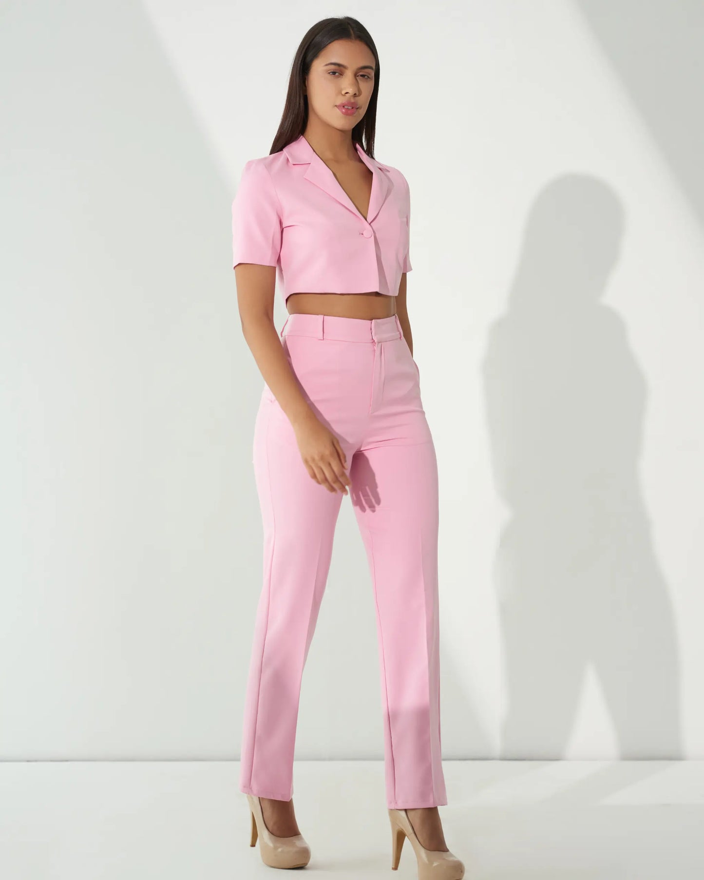 EMPOWERED - Baby pink short blazer with straight pants (Set)