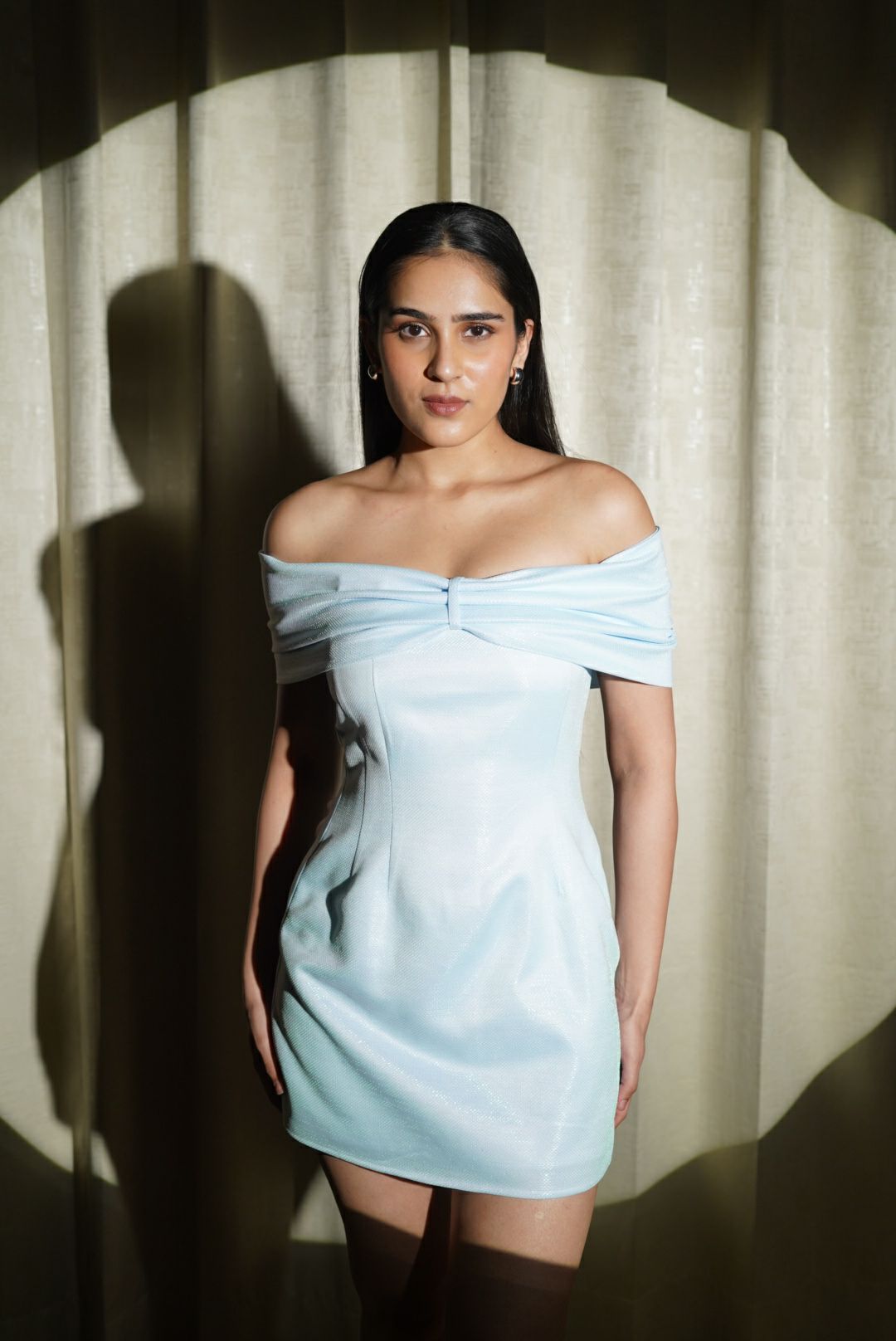 INFINITE BLISS - BEAUTIFUL SHINY BLUE DRESS MYCLO INFINITE BLISS - BEAUTIFUL SHINY BLUE DRESS MYCLO