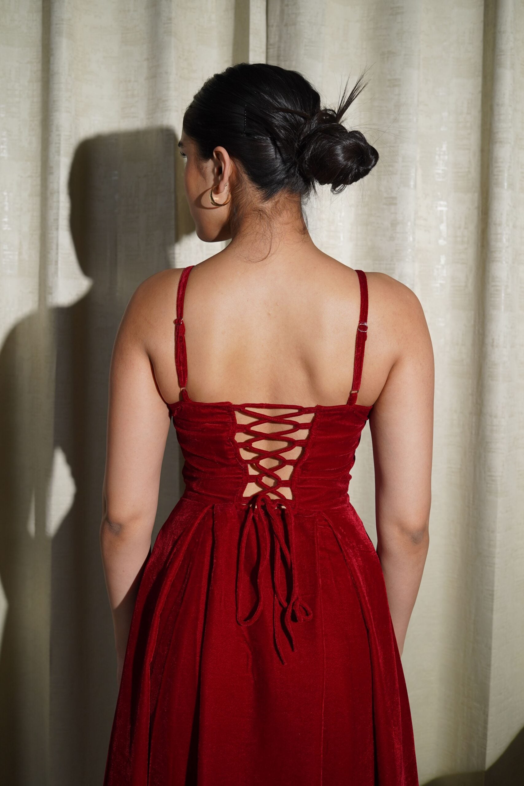 VELVET LOVE - LUXURIOUS MAROON VELVET FLARED DRESS MYCLO VELVET LOVE - LUXURIOUS MAROON VELVET FLARED DRESS MYCLO