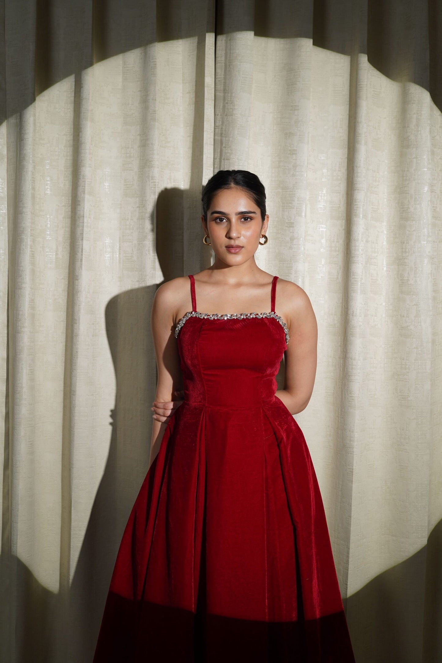 VELVET LOVE - LUXURIOUS MAROON VELVET FLARED DRESS