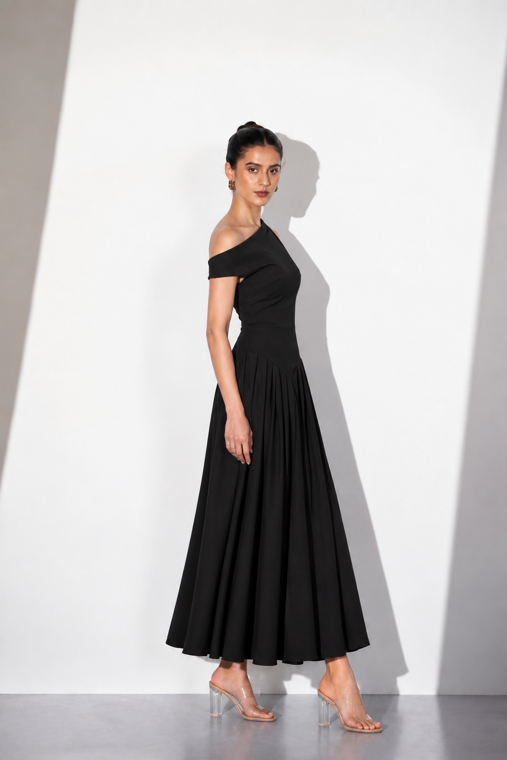 Black One-Shoulder Pleated Midi Dress