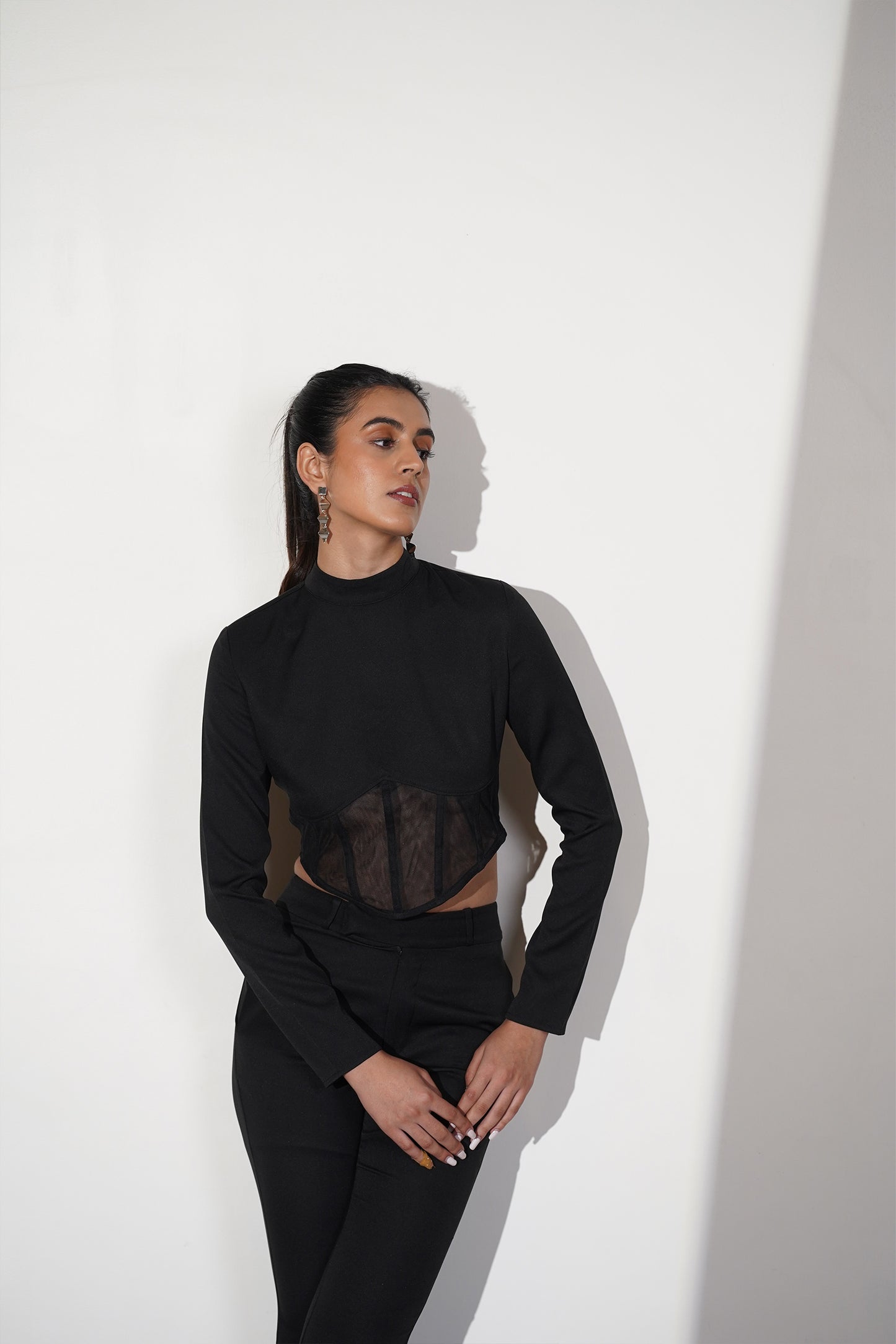 MODEST BLACK COORD SET