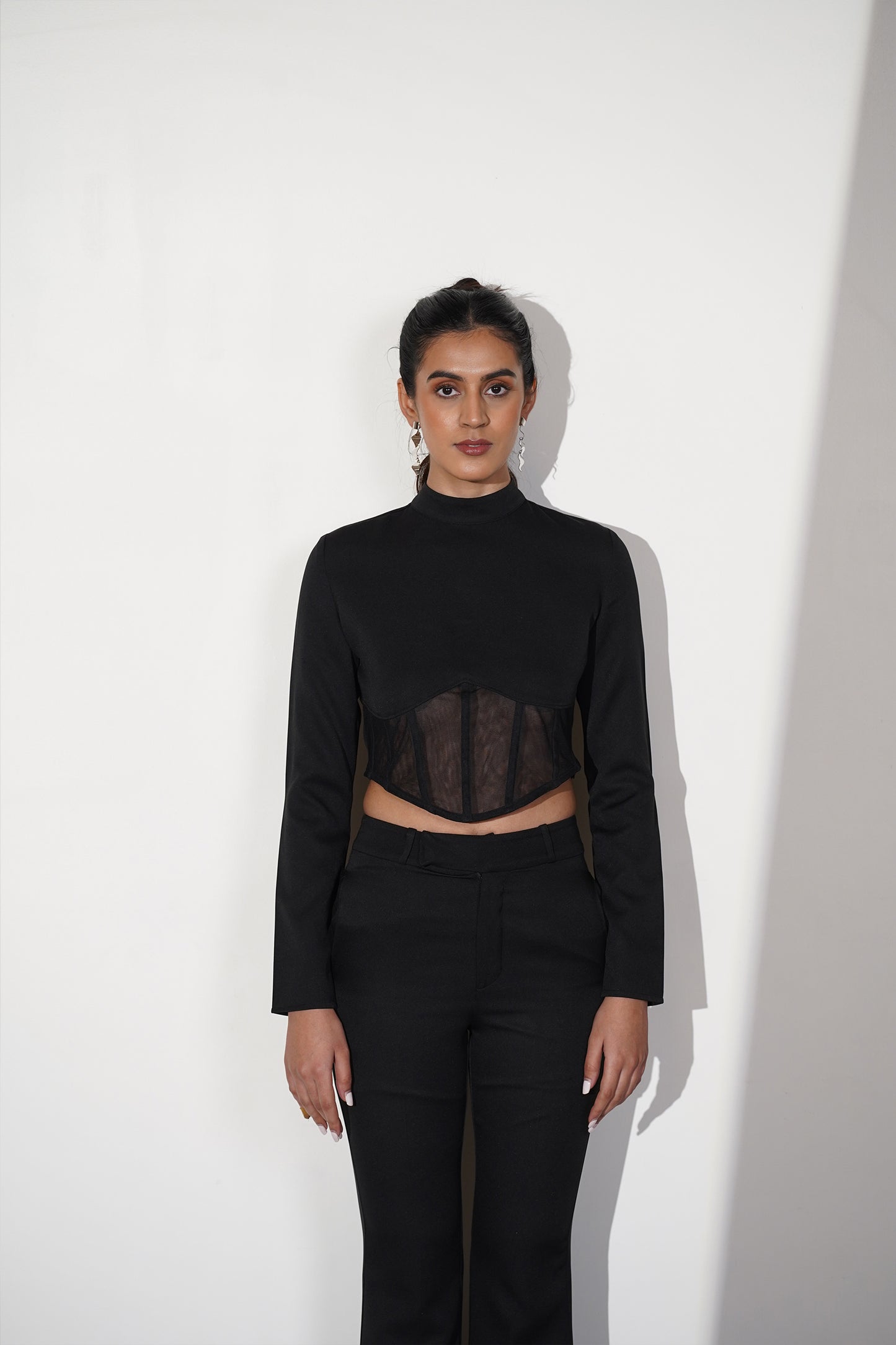 MODEST BLACK COORD SET