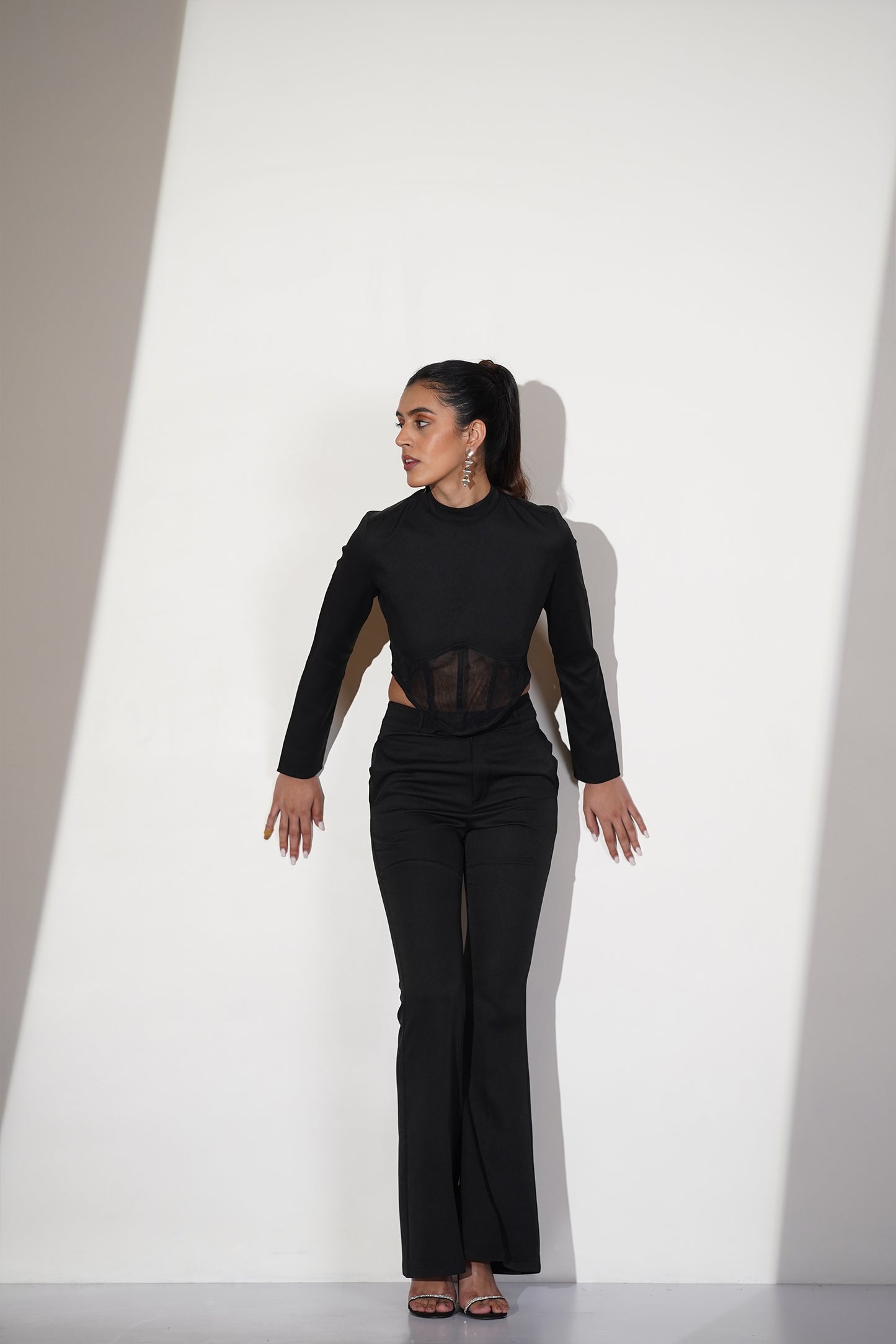 MODEST BLACK COORD SET