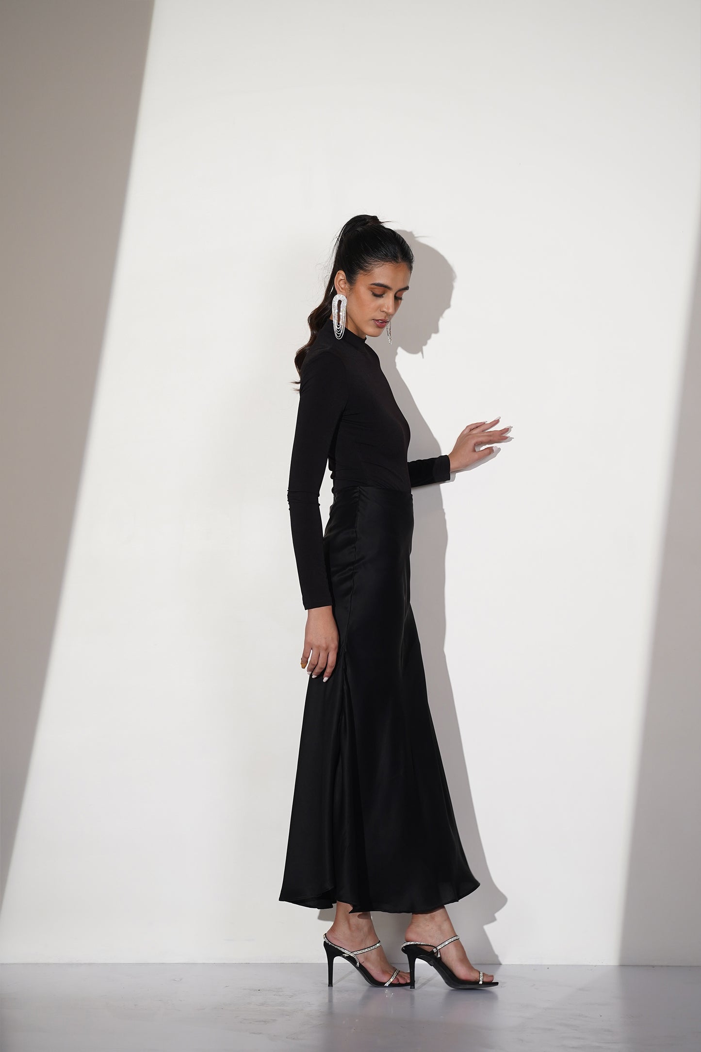 ROYAL CHARM - BODYSUIT AND A MATCHING SKIRT