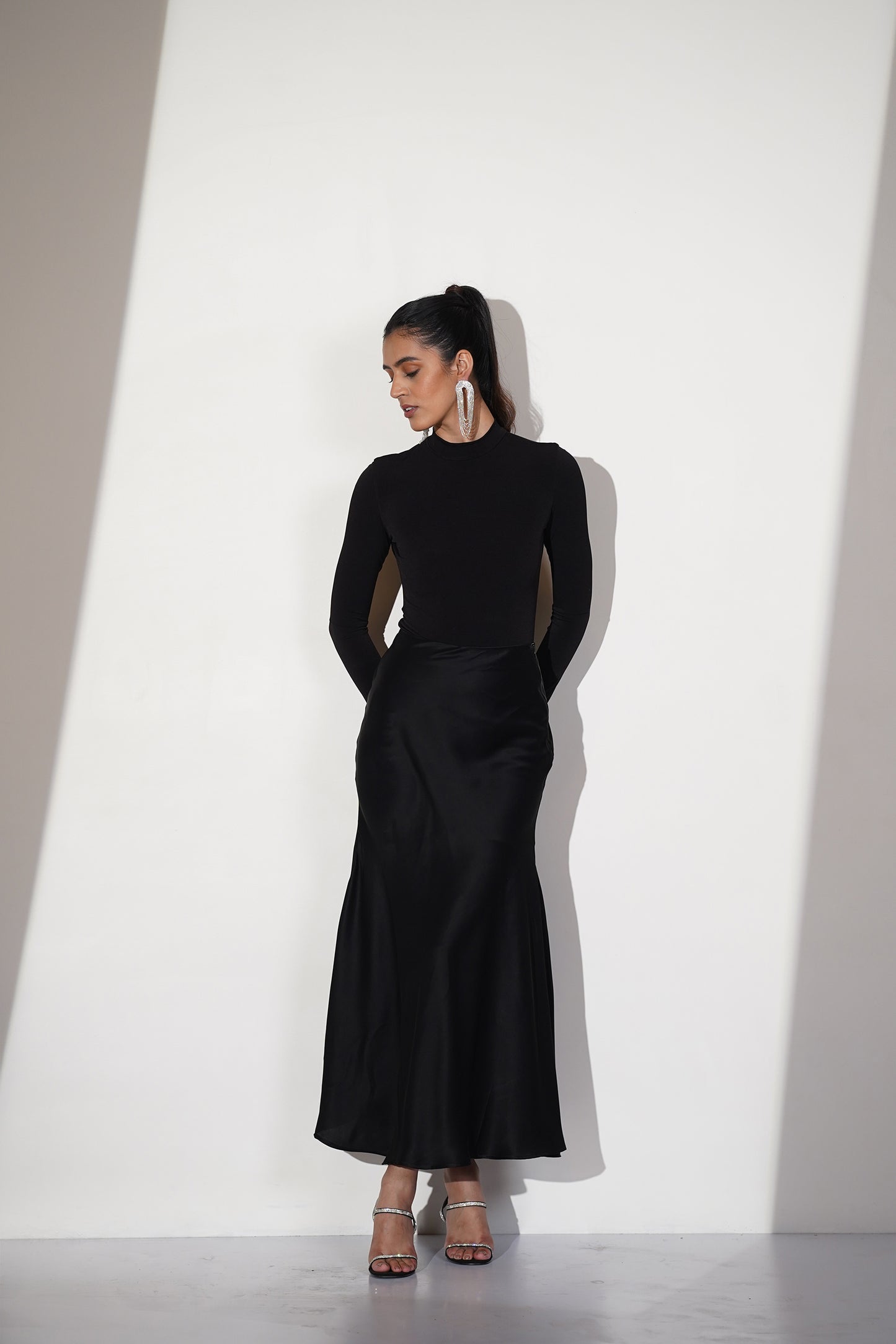 ROYAL CHARM - BODYSUIT AND A MATCHING SKIRT