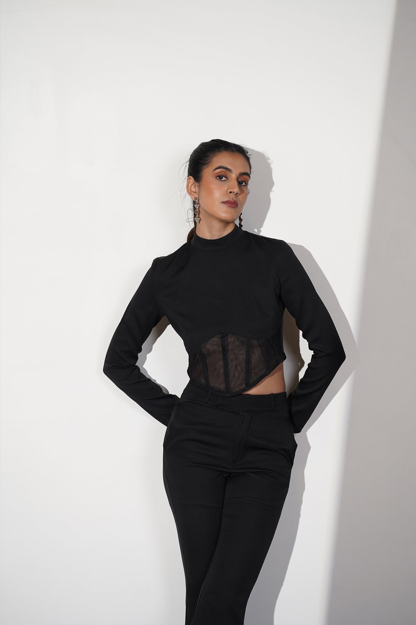 MODEST BLACK COORD SET