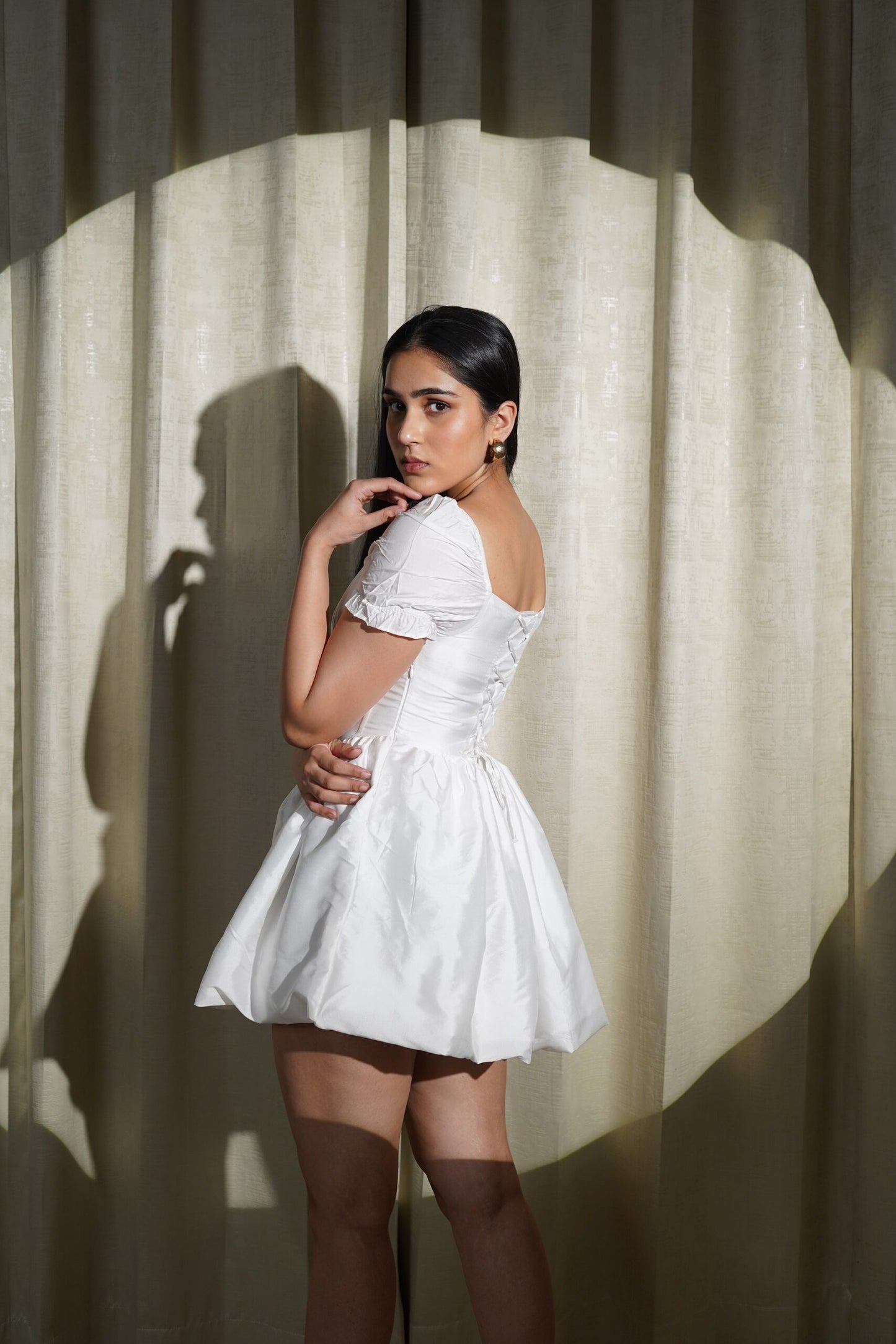 LUSTRE OF LOVE - WHITE DRESS CRISP TEXTURE AND ELEGANT SHEEN