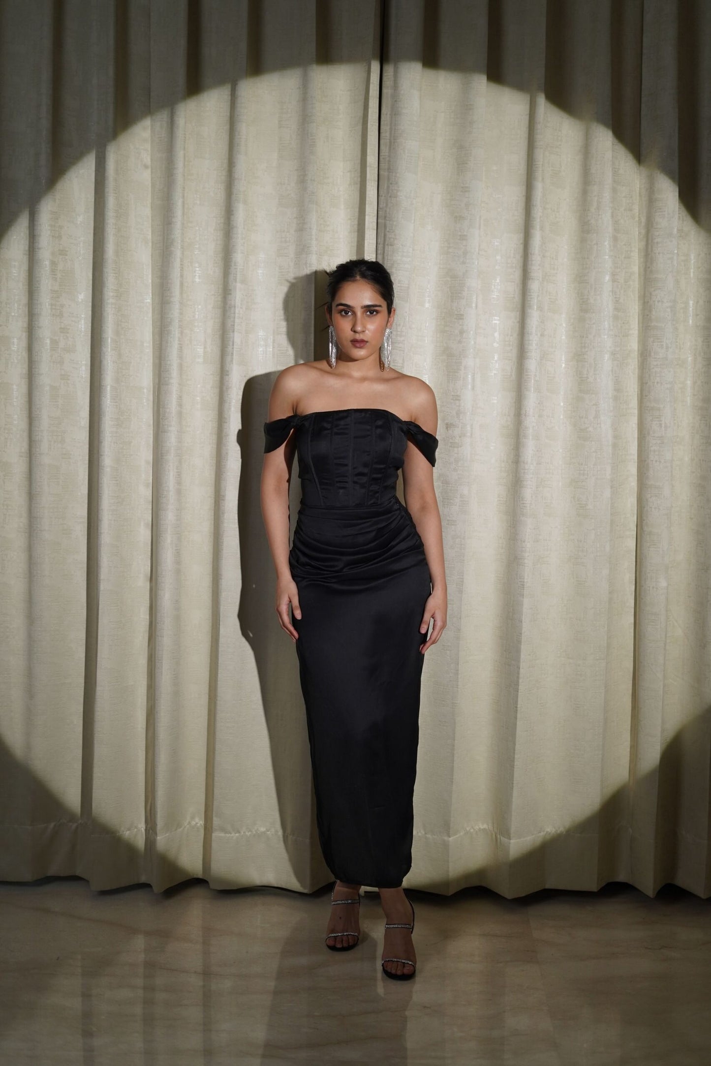 MIDNIGHT MAGIC - BLACK CORSET-STYLE TOP AND A LONG, GATHERED DETAILING SKIRT