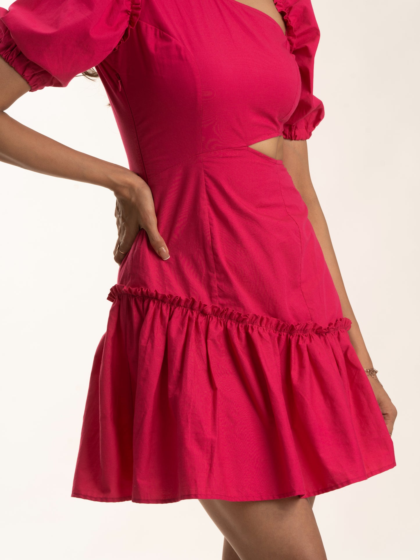 SUMMER READY - 100% cotton cutout dress