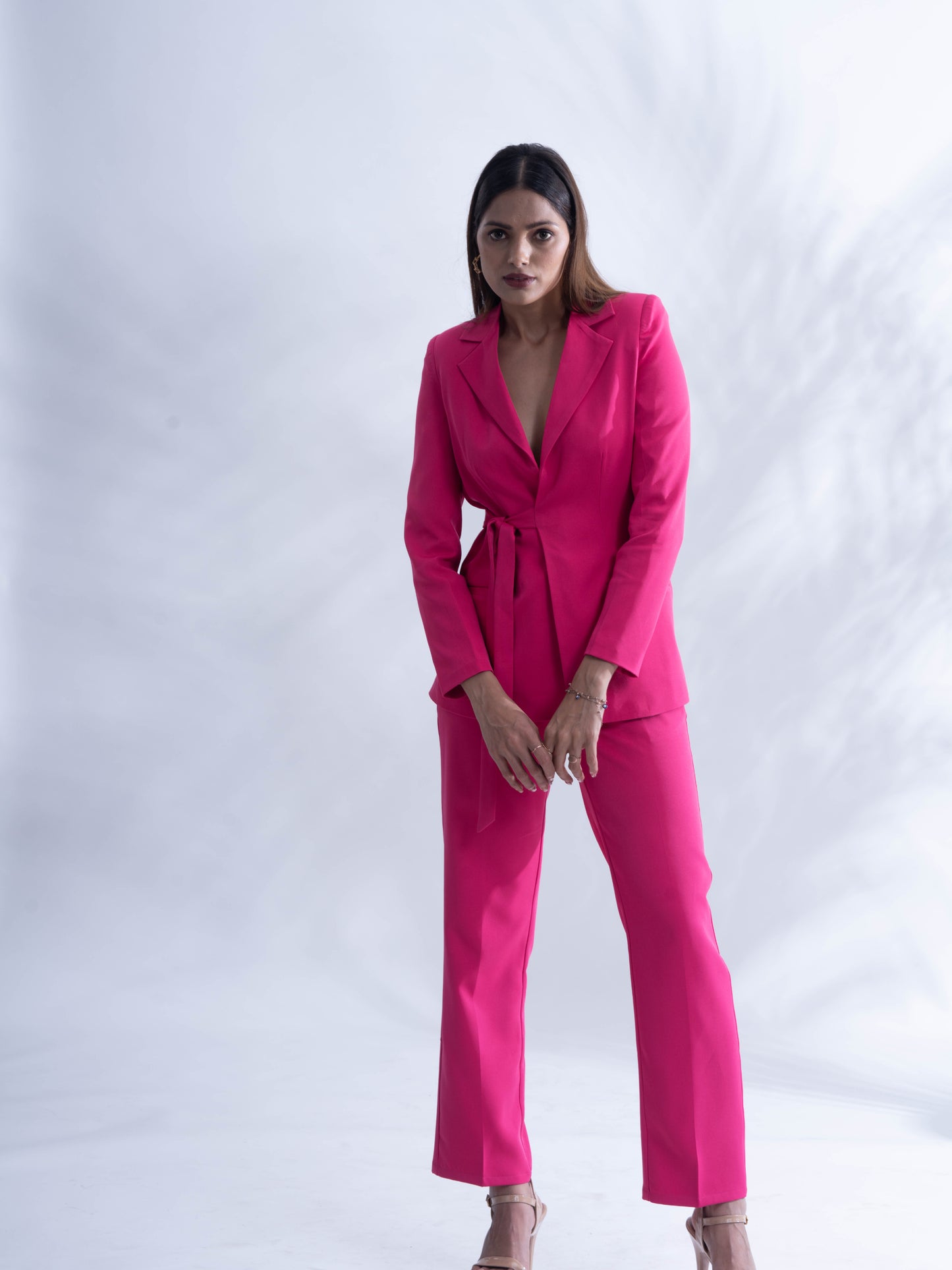 THE BOSS - Hot pink blazer with straight pants (set)