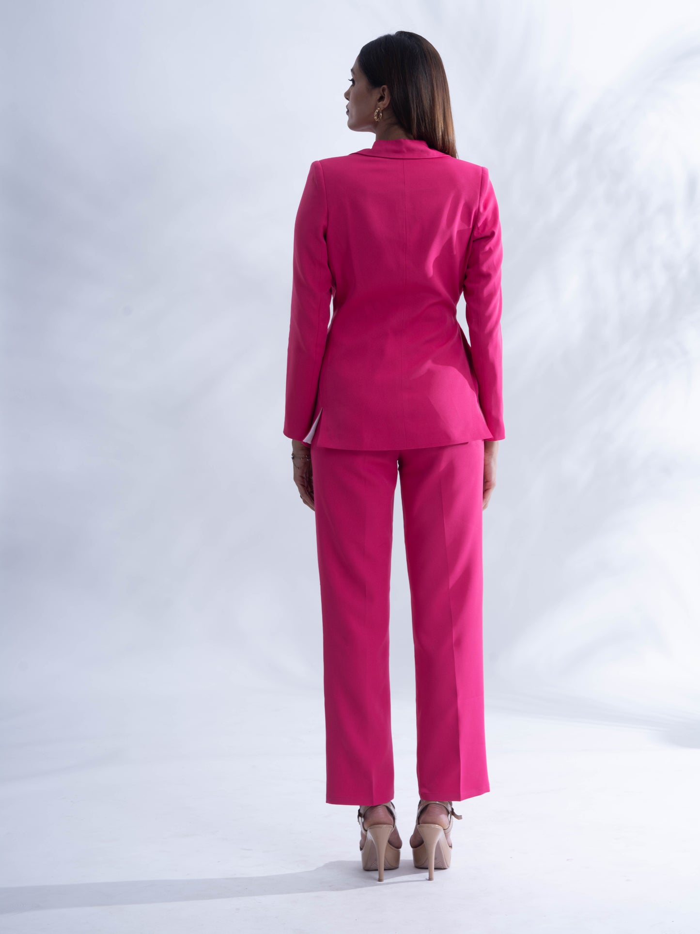 THE BOSS - Hot pink blazer with straight pants (set)