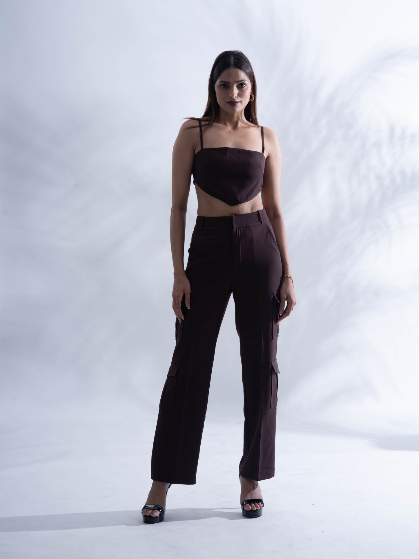 MULTIPURPOSE - Cargo pants with a top