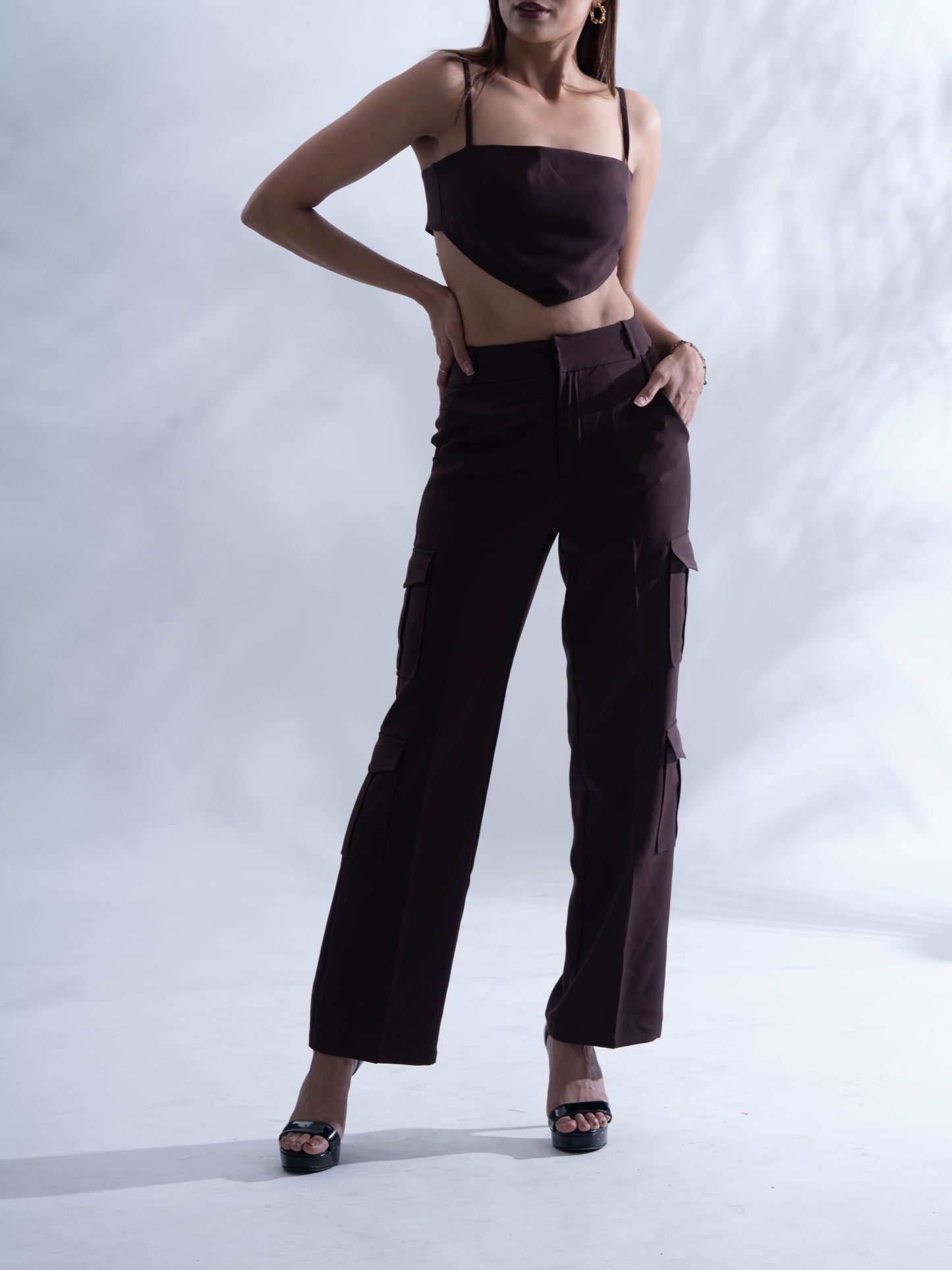 MULTIPURPOSE - Cargo pants with a top