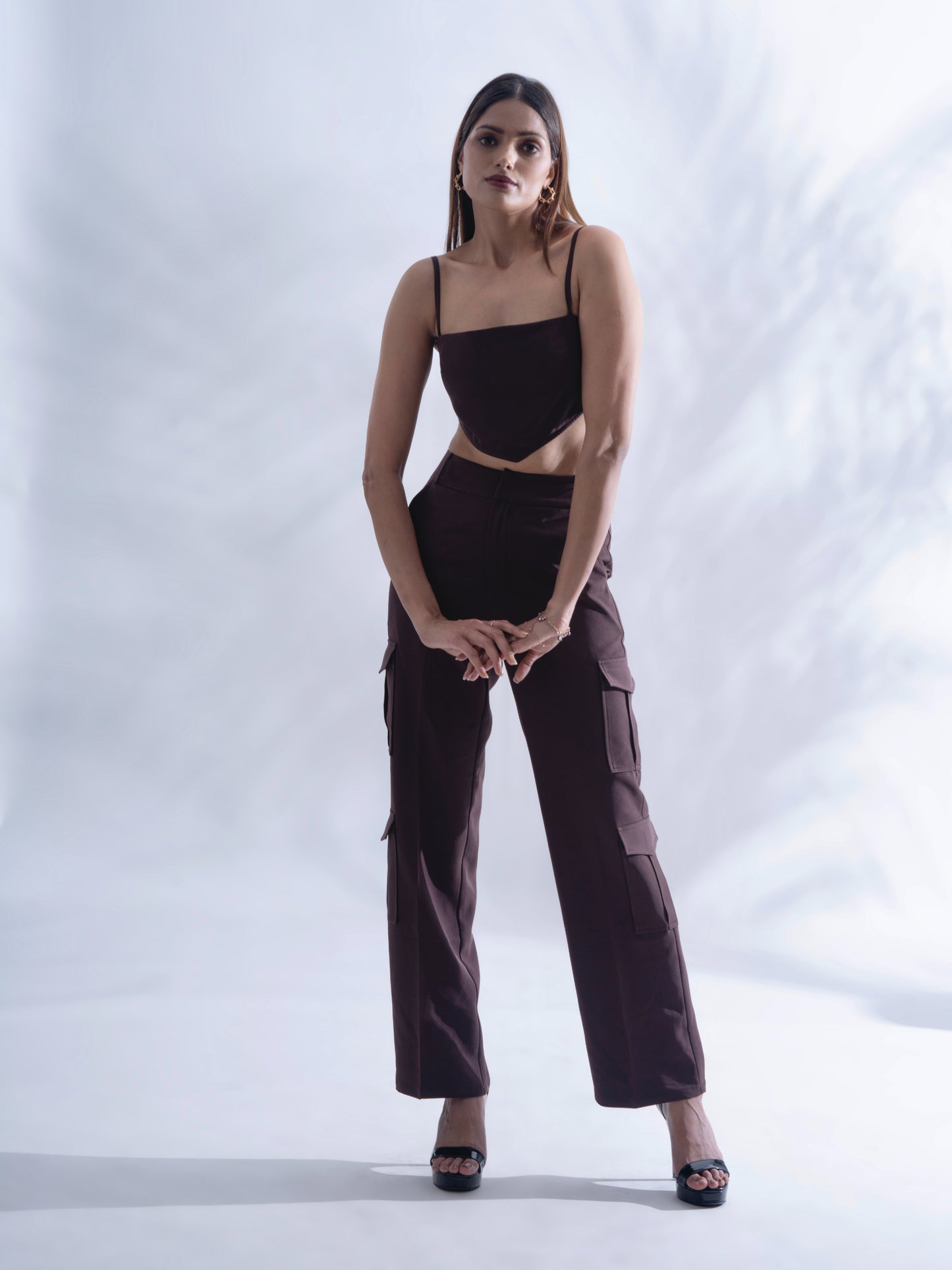 MULTIPURPOSE - Cargo pants with a top