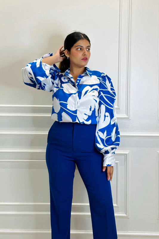 MESMERIZING - Printed blue satin shirt and pant