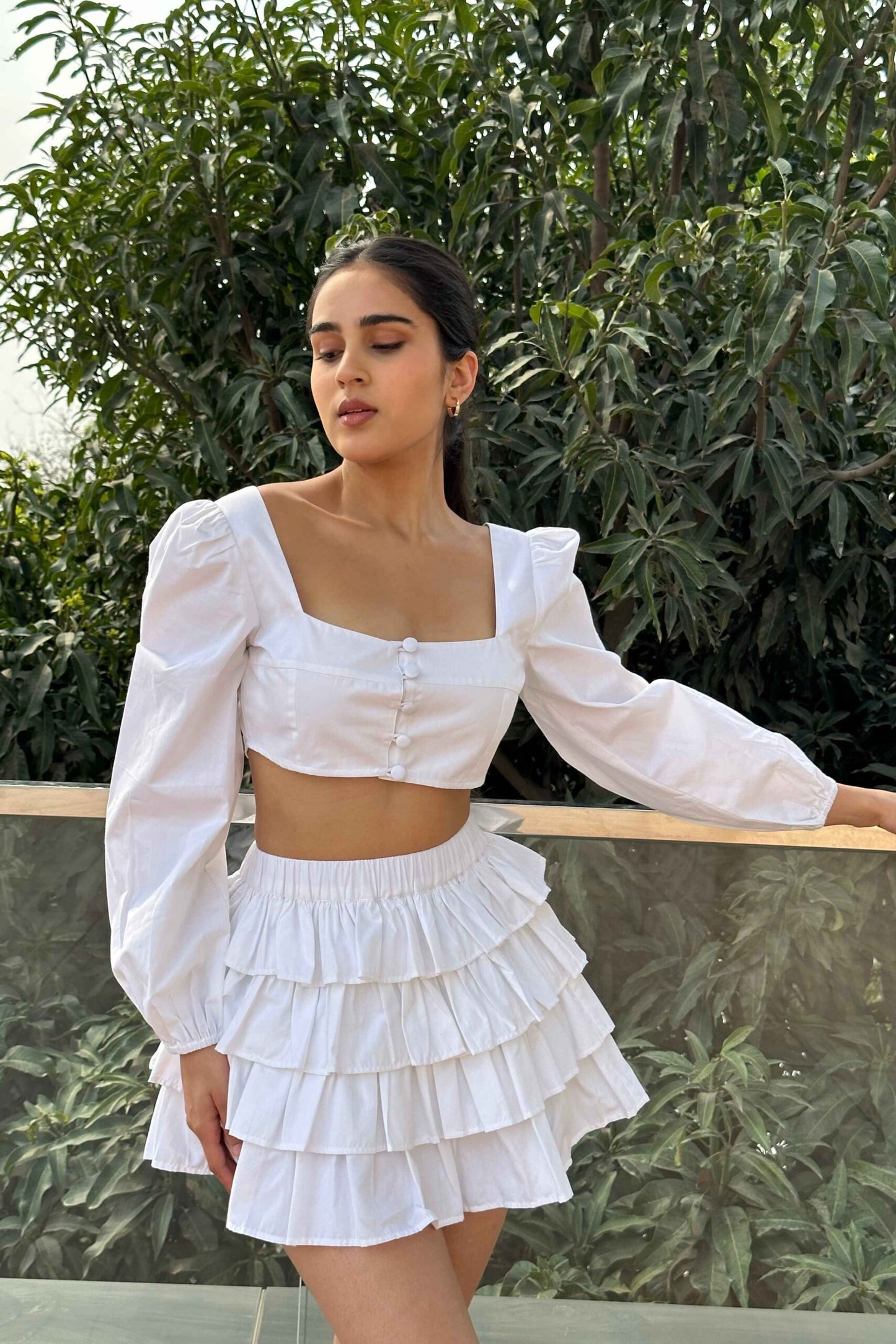 BLUSH – Crop top with a Ruffle skirt