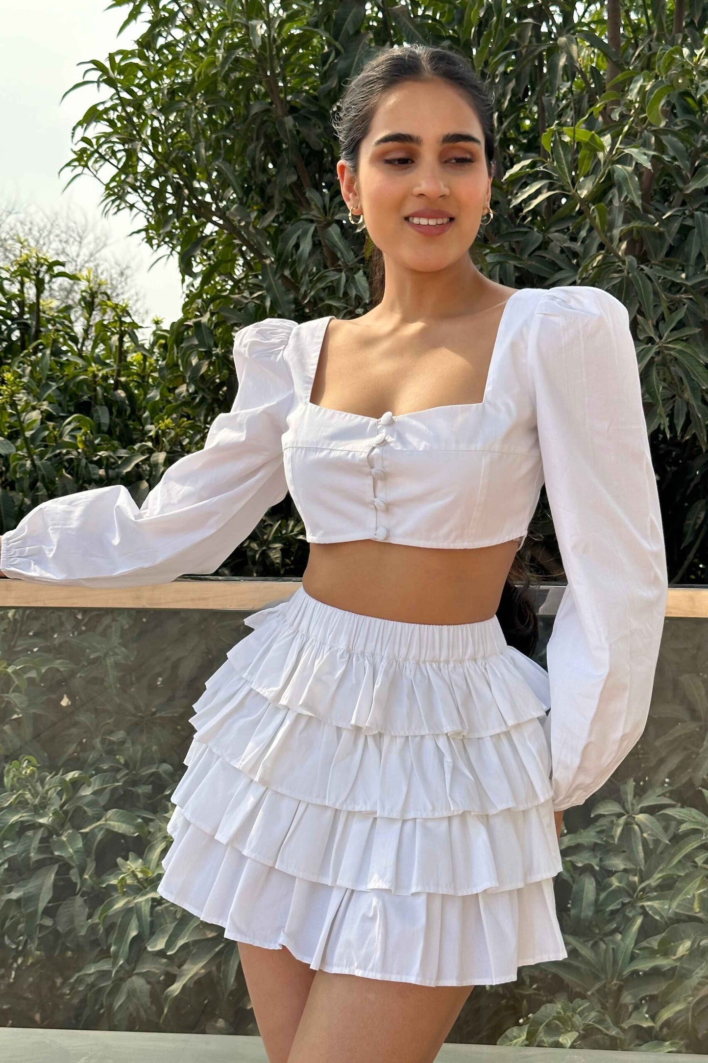 BLUSH – Crop top with a Ruffle skirt