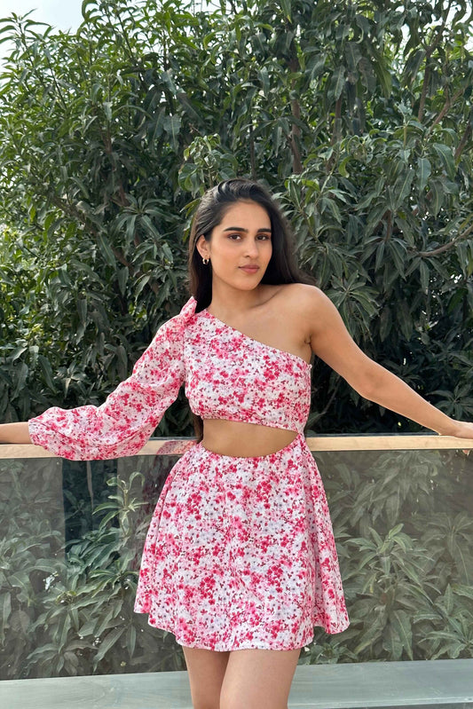 FLORAL FANTASY – One shoulder floral dress
