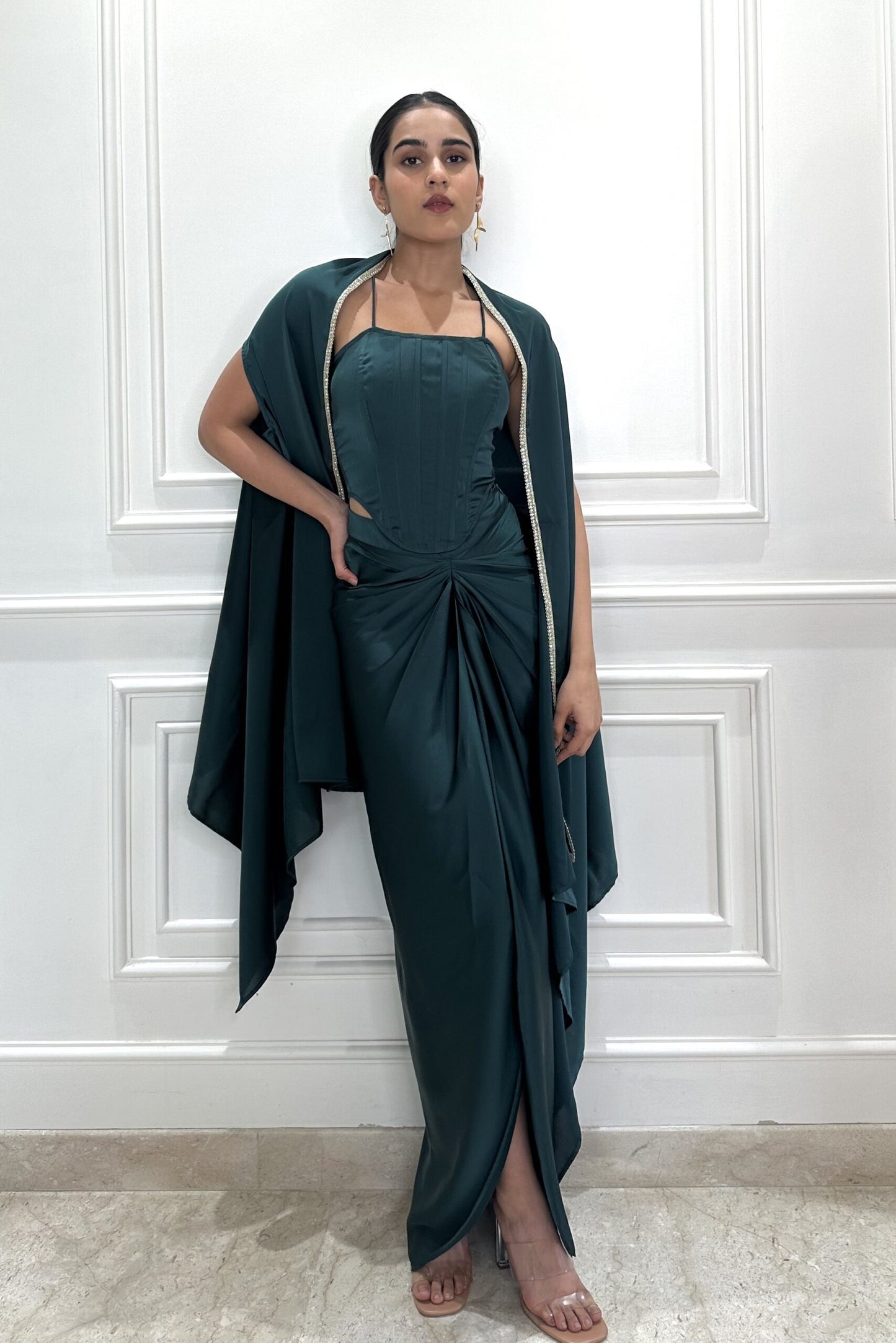 SHOW STOPPER – Corset top, draped skirt and a cape