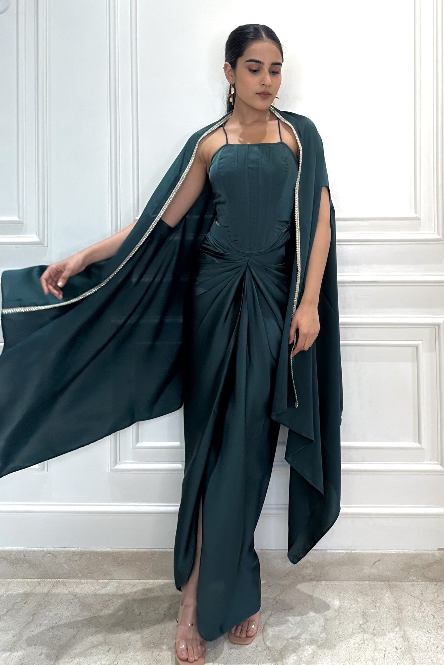 SHOW STOPPER – Corset top, draped skirt and a cape