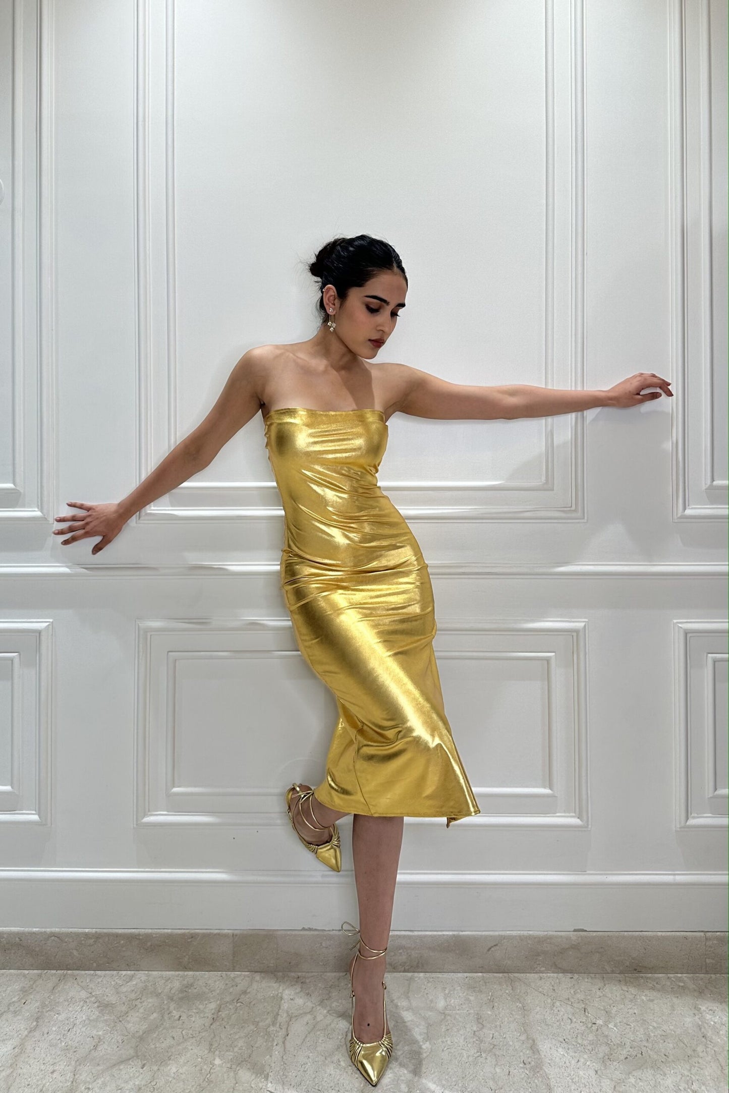 GOLDEN BEAUTY - Gold Bodycon dress
