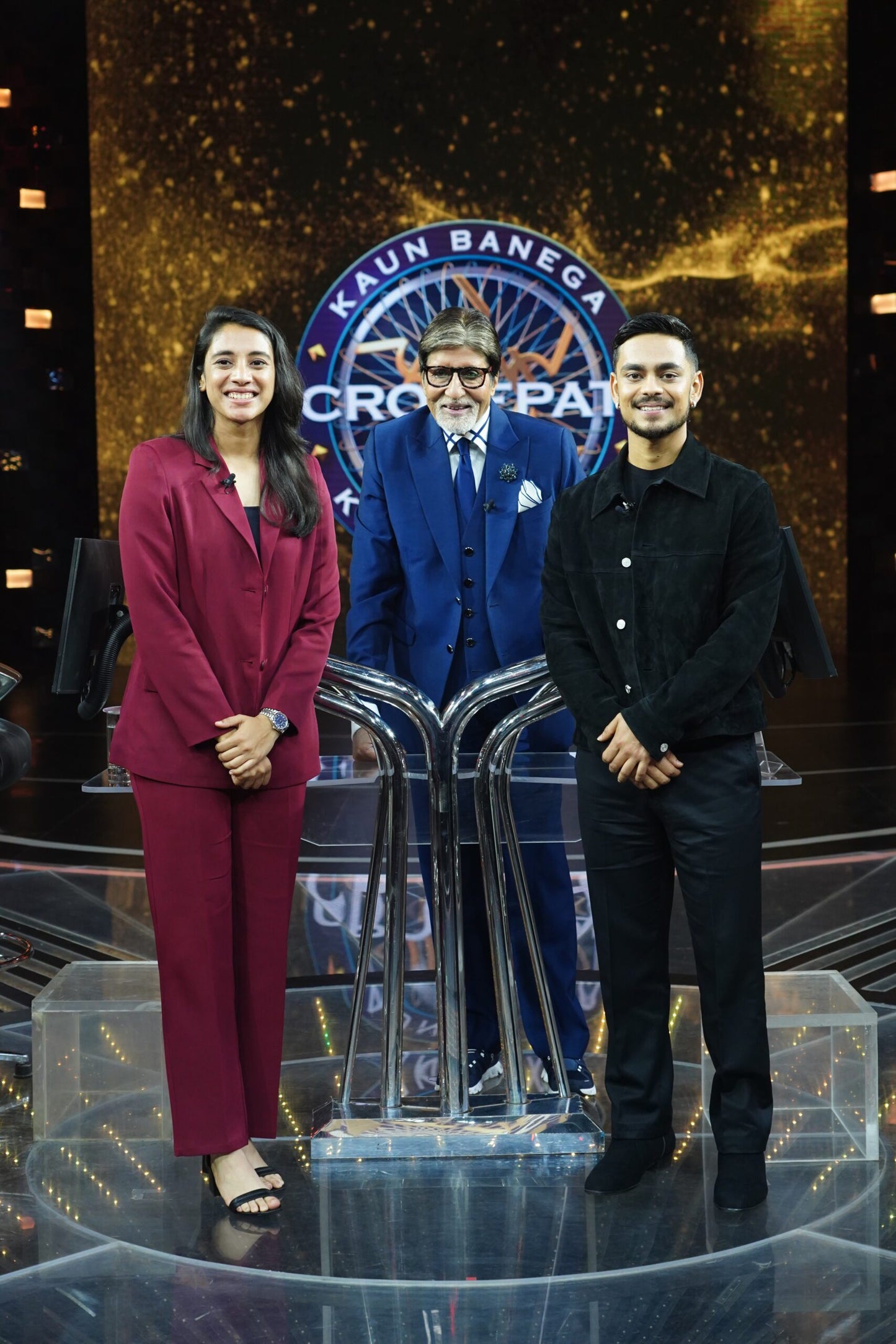 ICONIC - Maroon blazer with straight pants (Set)