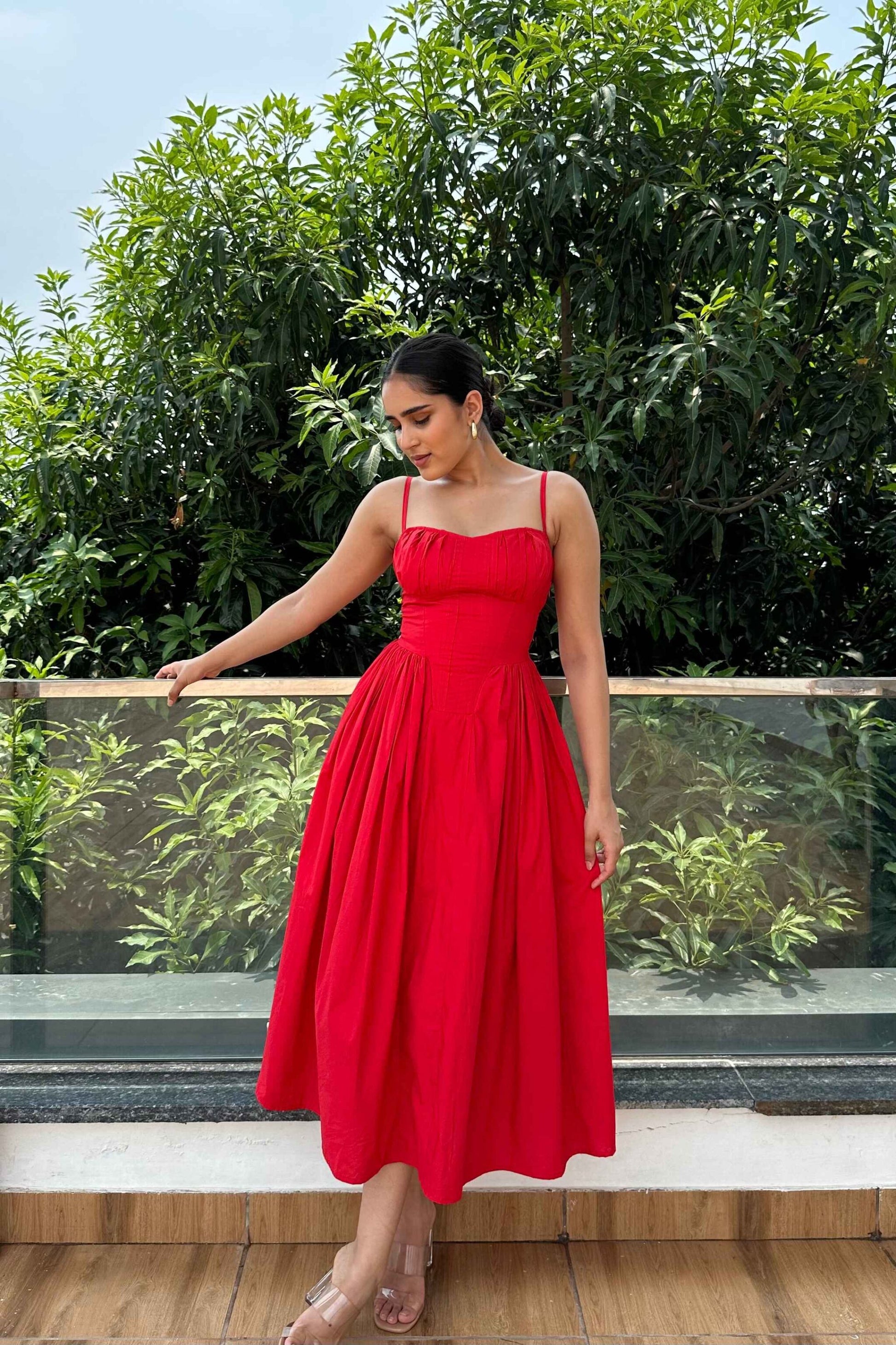ALICE Our Most Elegant Red Colour midi sundress MYCLO ALICE Our Most Elegant Red Colour midi sundress MYCLO
