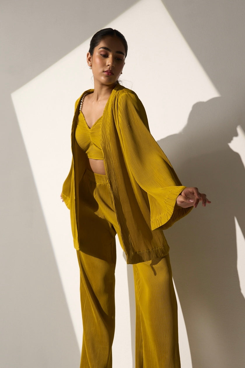 MUSTARD SUNSET - Pleated coord set