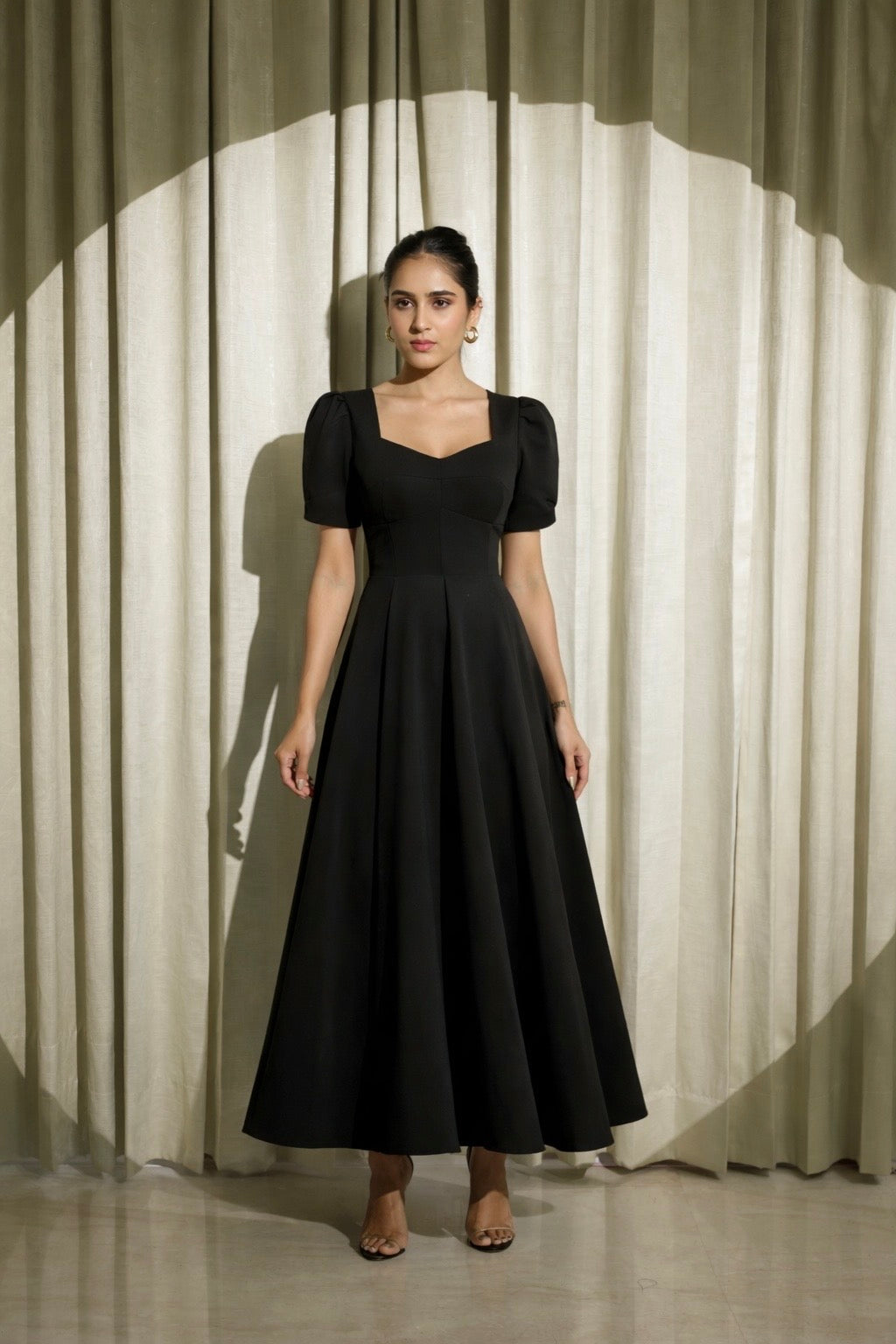 Black Fit & Flare Midi Dress – MYCLO