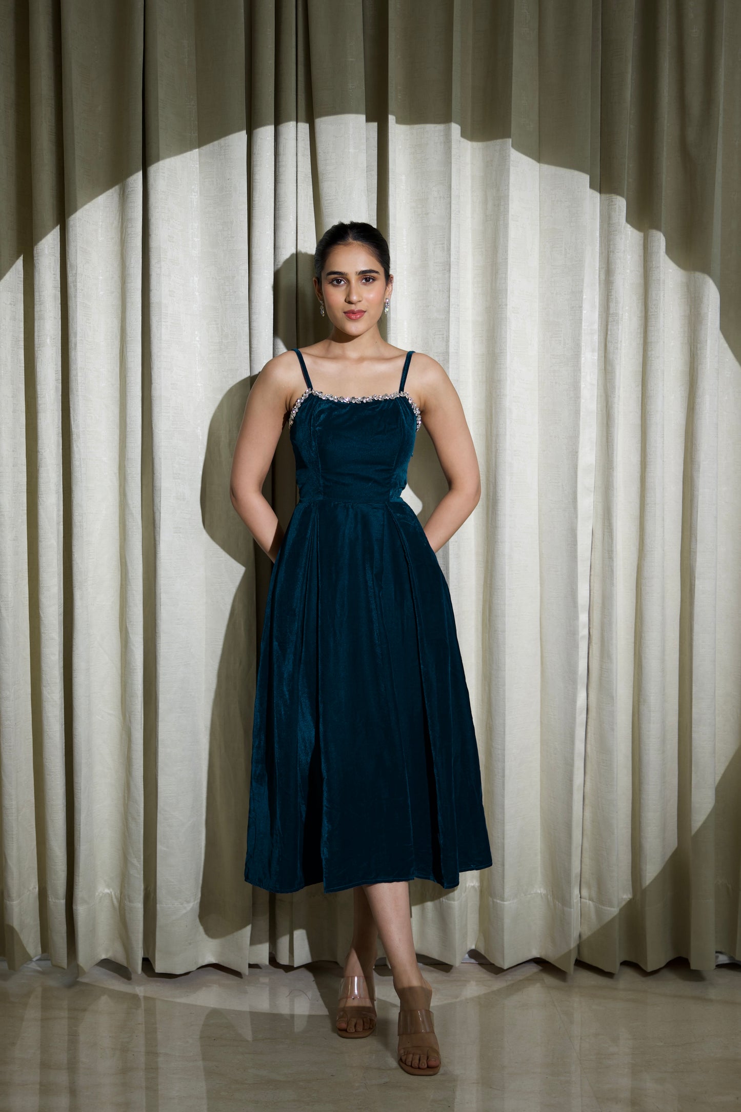 VELVET LOVE - LUXURIOUS TEAL VELVET FLARED DRESS