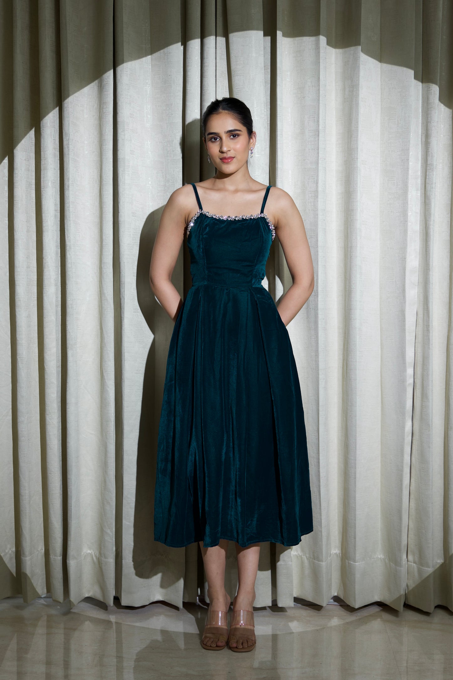 VELVET LOVE - LUXURIOUS TEAL VELVET FLARED DRESS