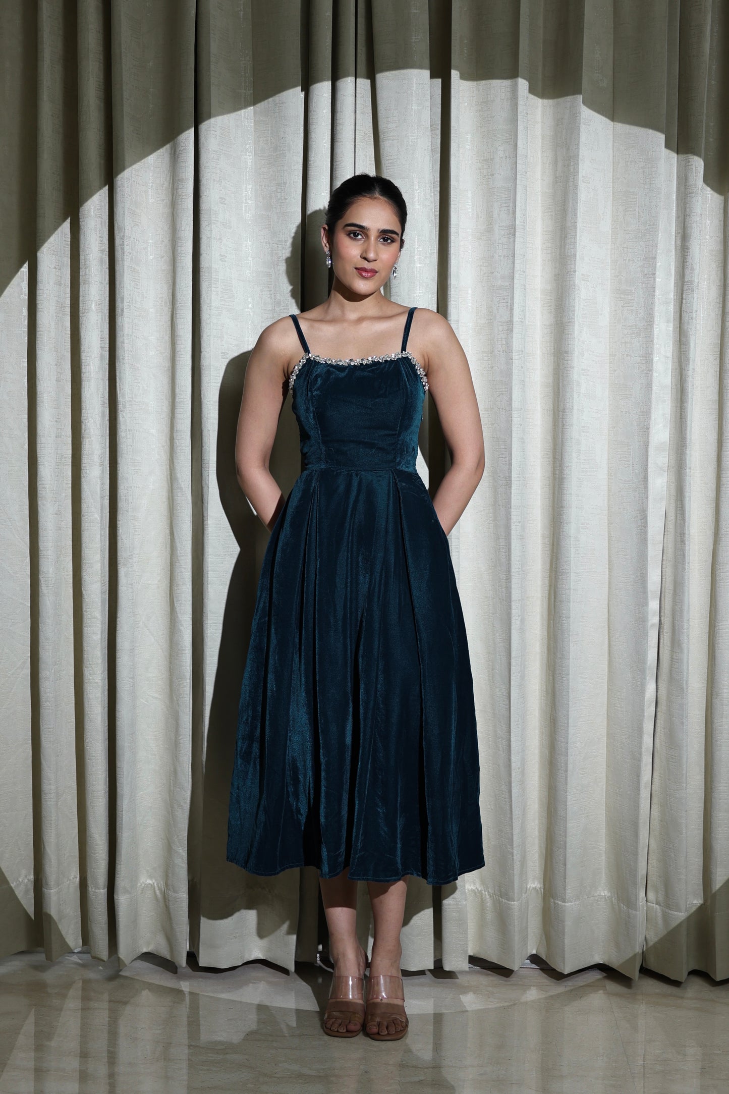 VELVET LOVE - LUXURIOUS TEAL VELVET FLARED DRESS