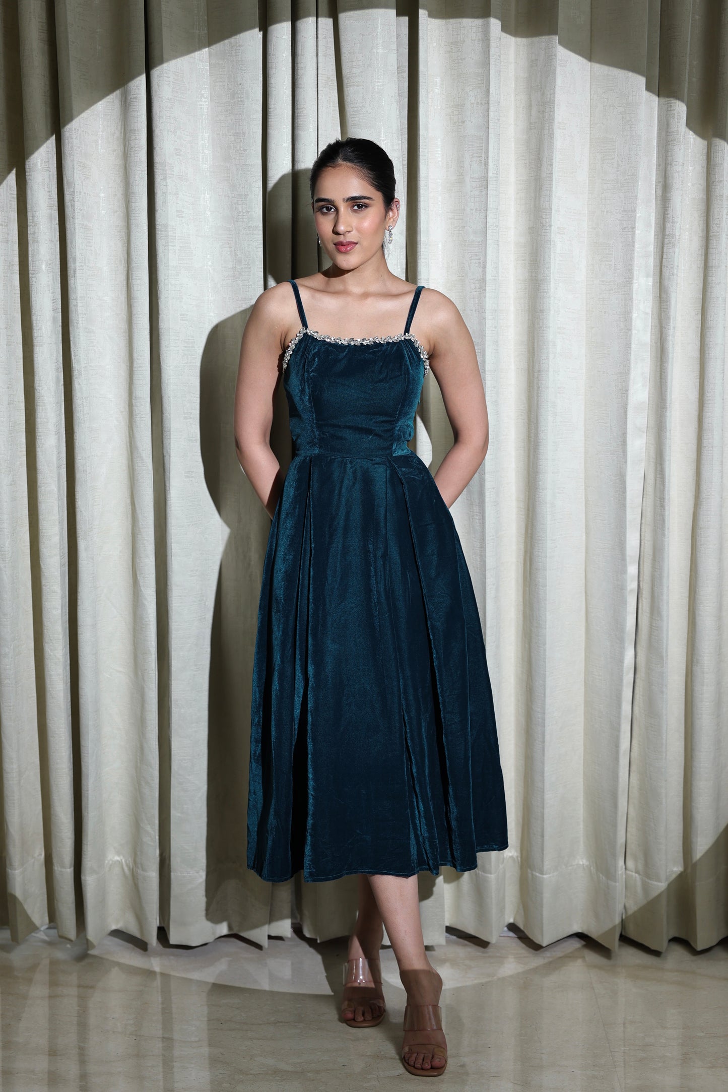 VELVET LOVE - LUXURIOUS TEAL VELVET FLARED DRESS