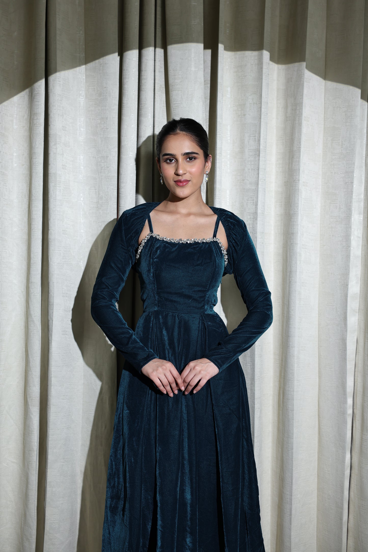 VELVET LOVE - LUXURIOUS TEAL VELVET FLARED DRESS