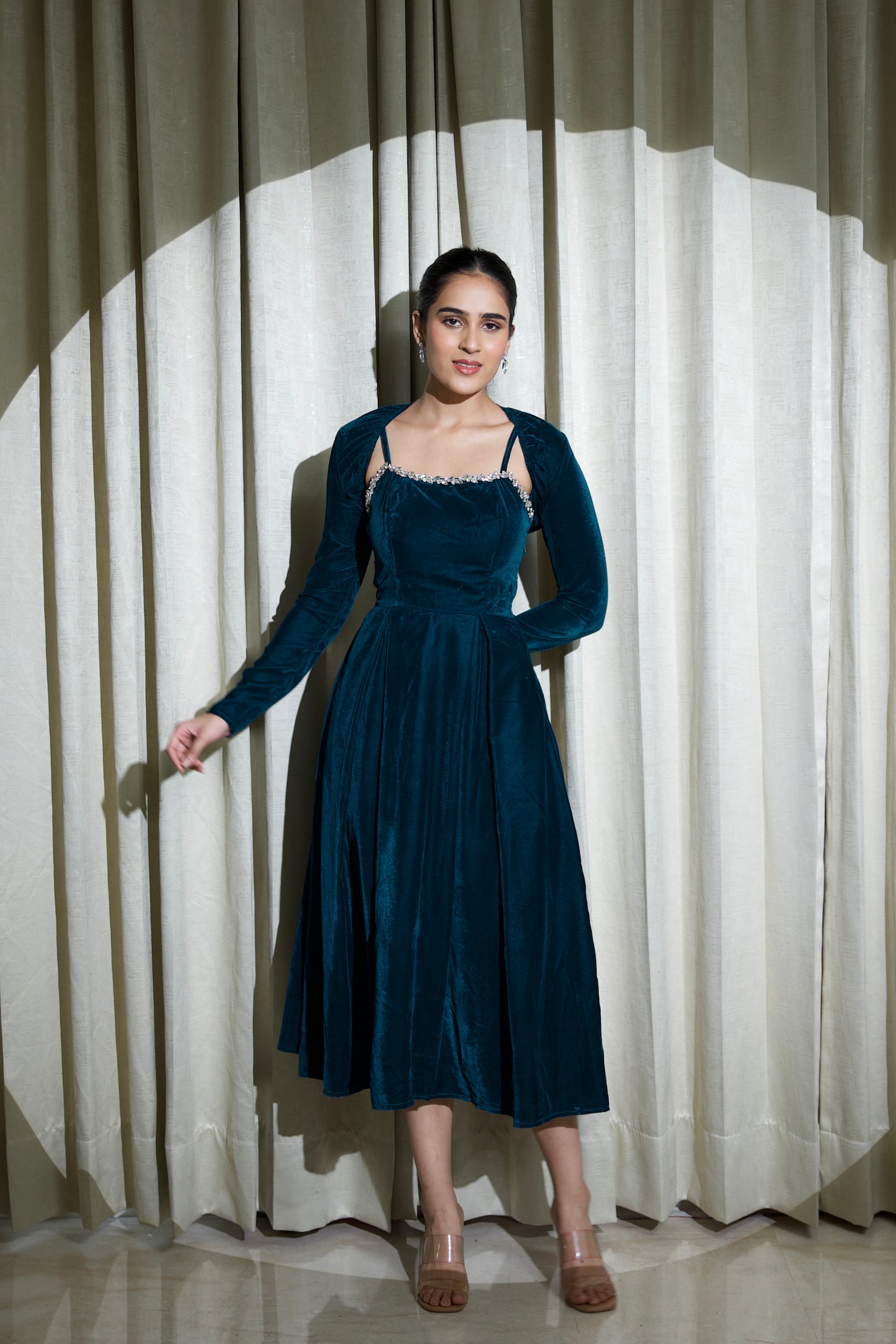 VELVET LOVE - LUXURIOUS TEAL VELVET FLARED DRESS