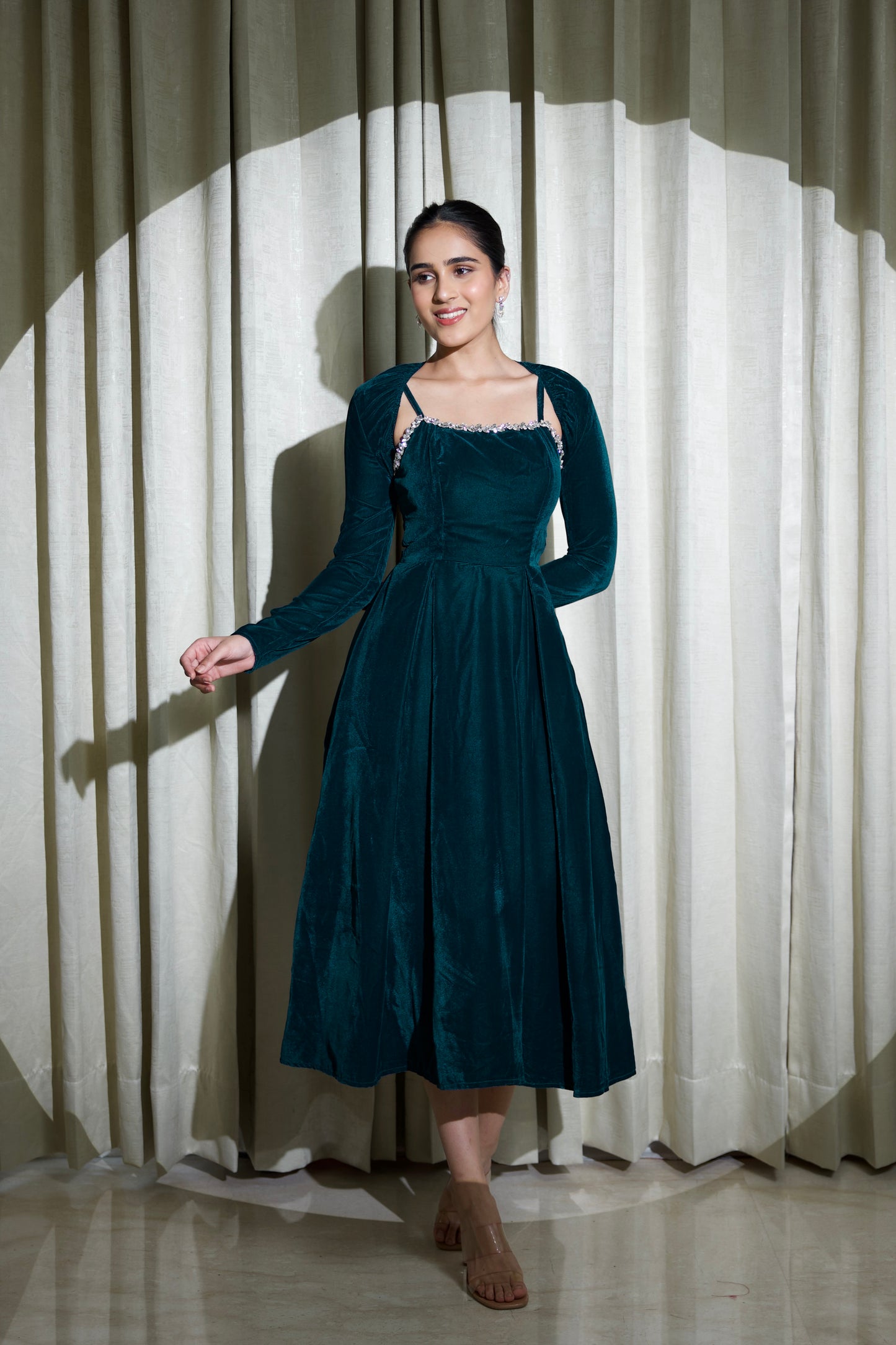 VELVET LOVE - LUXURIOUS TEAL VELVET FLARED DRESS