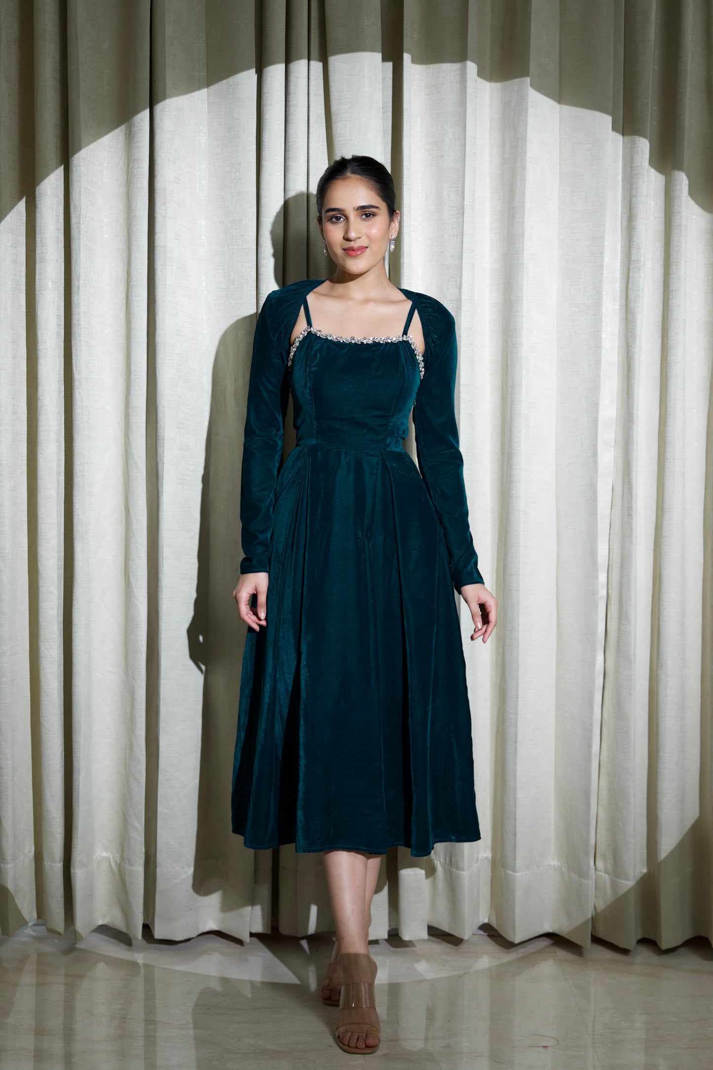VELVET LOVE - LUXURIOUS TEAL VELVET FLARED DRESS