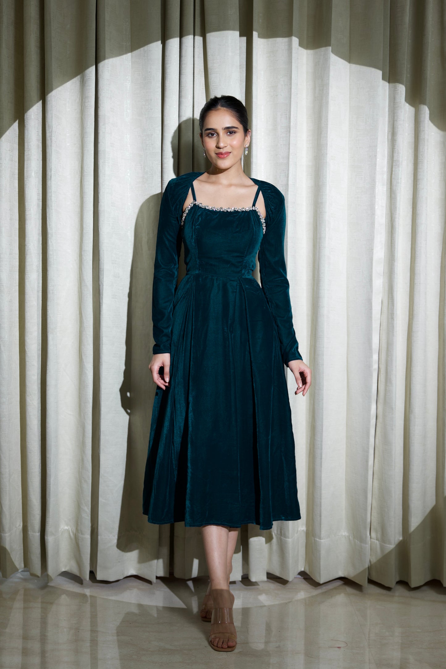 VELVET LOVE - LUXURIOUS TEAL VELVET FLARED DRESS