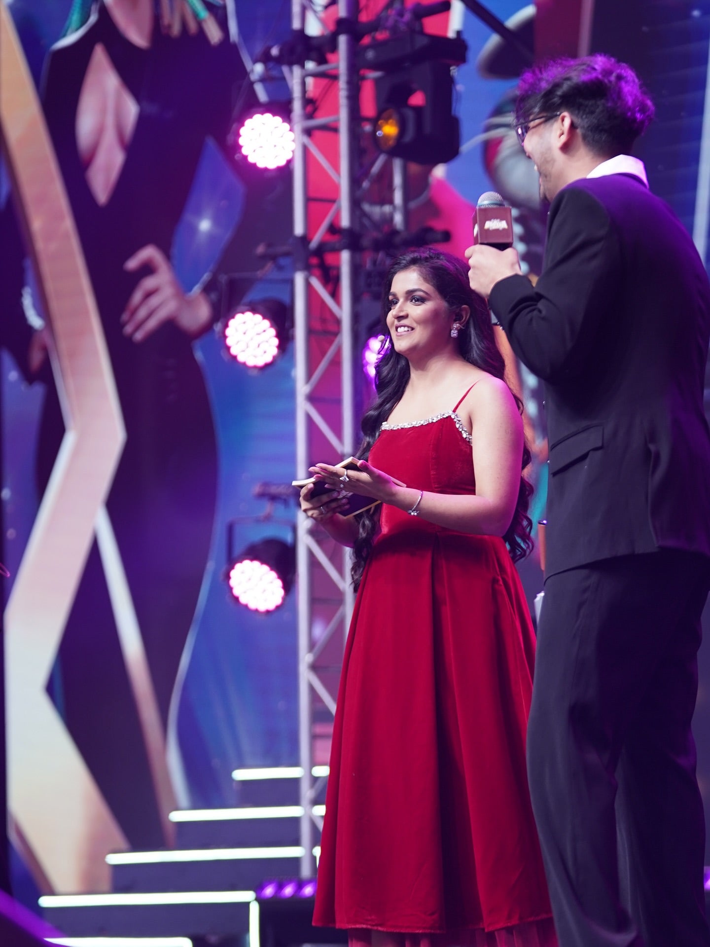 VELVET LOVE - LUXURIOUS MAROON VELVET FLARED DRESS