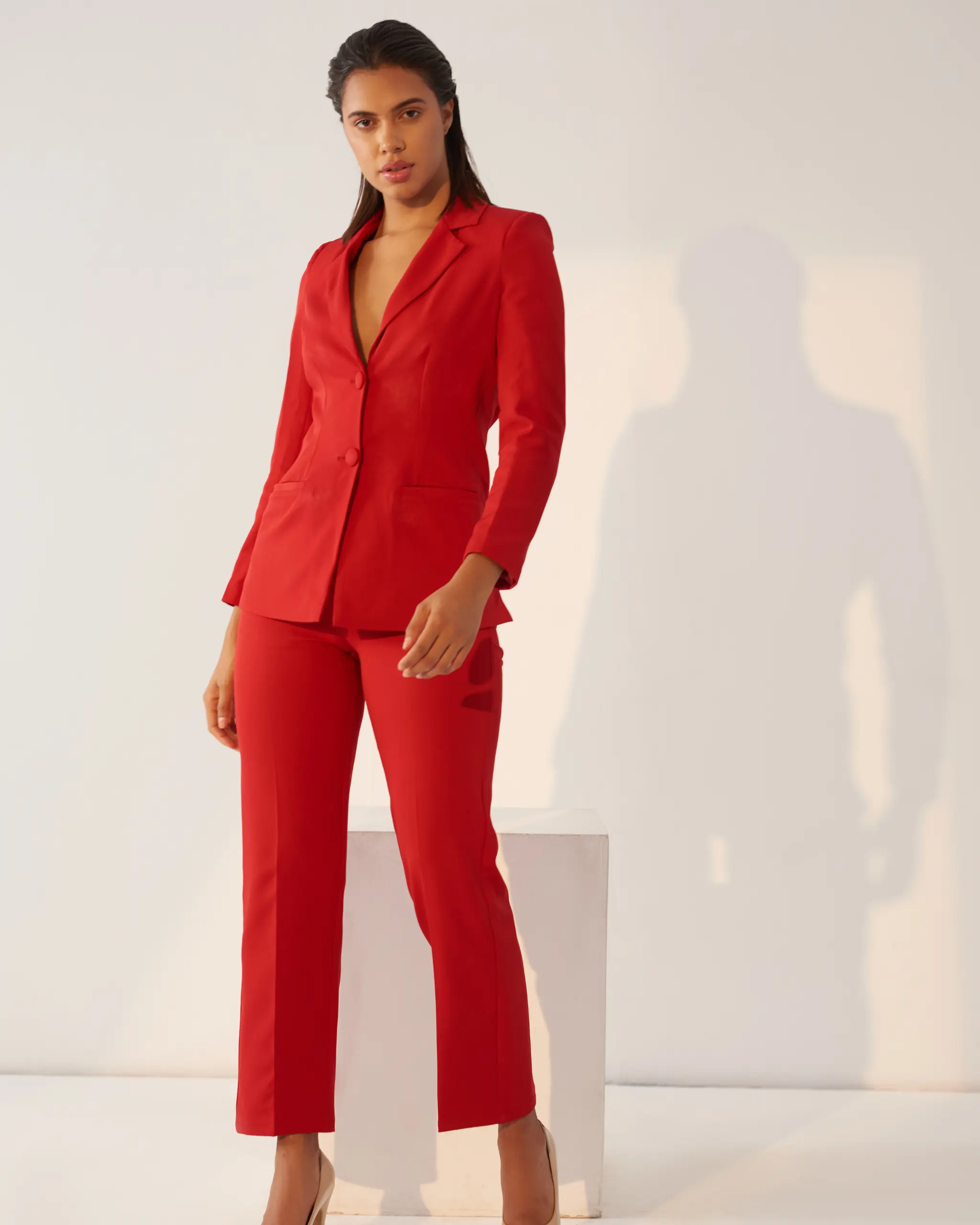 ICONIC - Red blazer with straight pants (Set) - Myclo